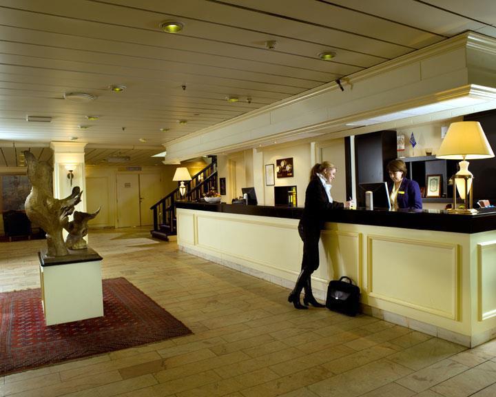 Frichs Hotel Hamar Интериор снимка